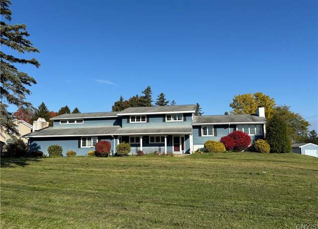 Property at 1 Lloyds Ln, New Hartford, NY 13413, 5 beds, 4.5 baths