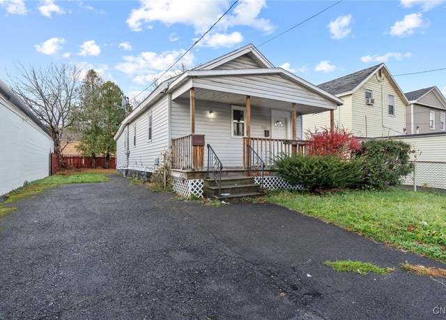 Property at 1522 Valley Dr, Syracuse, NY 13207, 3 beds, 1 bath