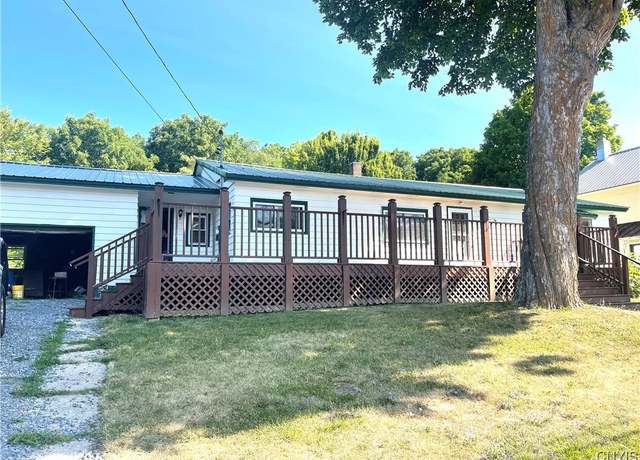 Property at 42 Mechanic St, Antwerp, NY 13608, 3 beds, 1 bath