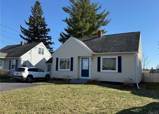 Property at 630 Delmar Pl, Salina, NY 13208, 4 beds, 1 bath