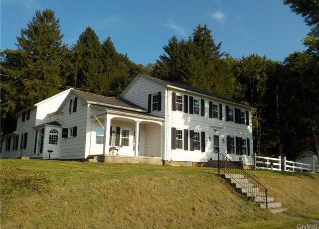 Property at 8476 State Route 34, Brutus, NY 13166, 6 beds, 4.5 baths