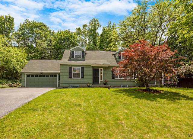 Property at 319 Southfield Dr, Manlius, NY 13066, 4 beds, 2 baths