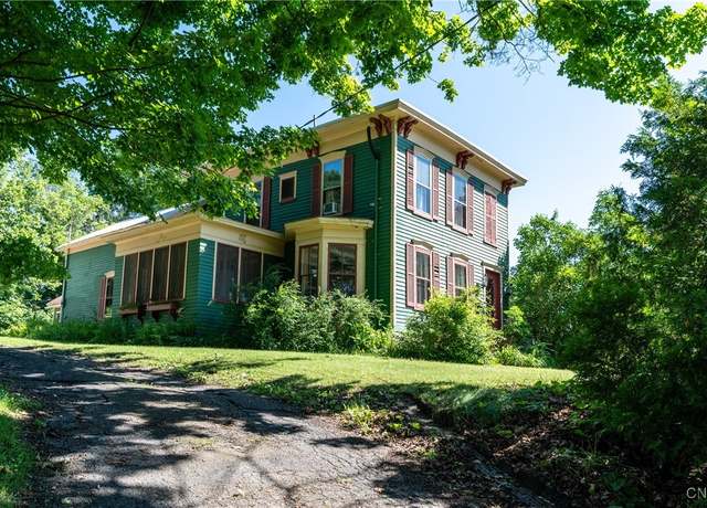 Property at 81 Rowley St, Gouverneur, NY 13642, 4 beds, 1.5 baths