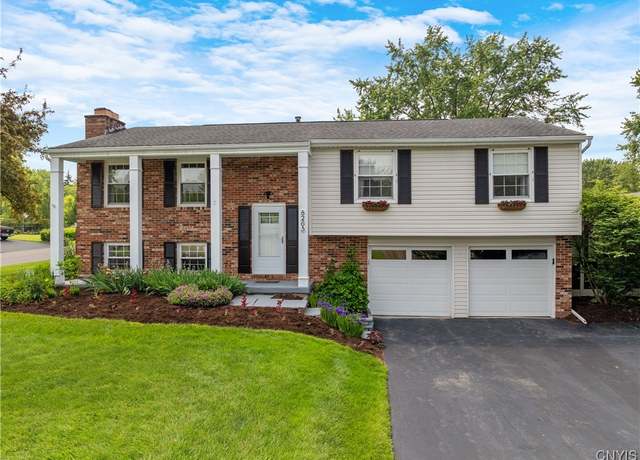 Property at 8265 Carnation Dr, Clay, NY 13027, 3 beds, 2.5 baths