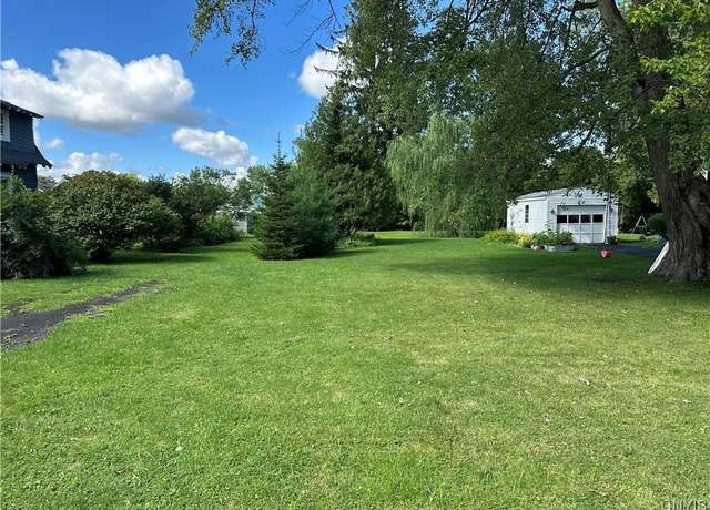 Property at 115 Gertrude St, Cicero, NY 13212