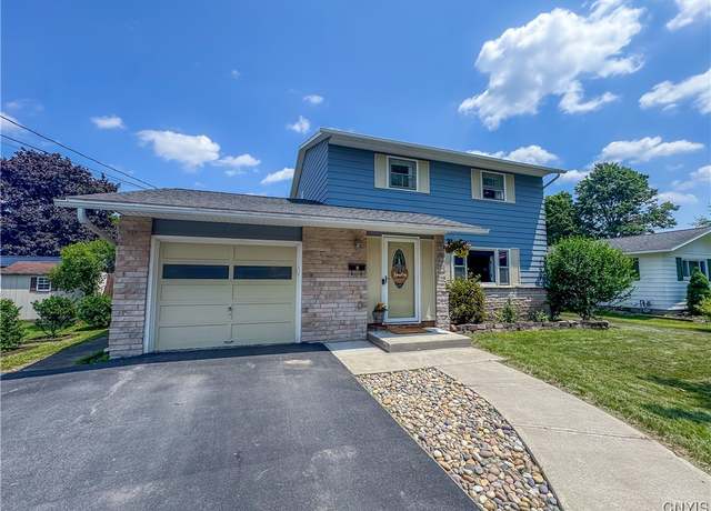 Property at 8 Harnden St, Auburn, NY 13021, 3 beds, 1.5 baths