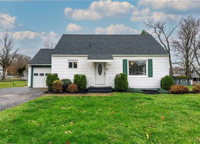 Property at 118 Hedgewood Pl, Deerfield, NY 13502, 4 beds, 1.5 baths