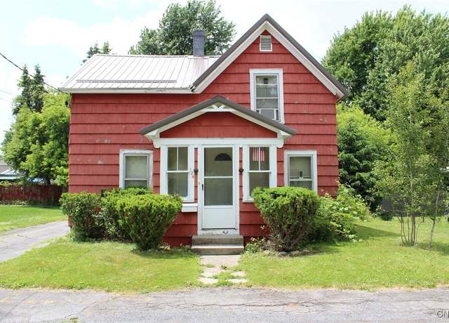 Property at 124 Duffy St, Watertown City, NY 13601, 3 beds, 1 bath