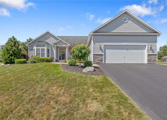 Property at 5186 Lyle Dr, Clay, NY 13041, 3 beds, 2.5 baths