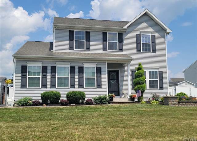 Property at 5562 Perth Crse, Clay, NY 13041, 3 beds, 2.5 baths