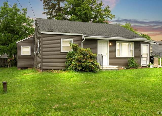 Property at 200 Vardon St, Salina, NY 13088, 4 beds, 1 bath