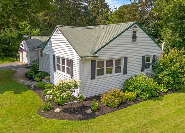 Property at 200 Audubon Rd, Manlius, NY 13066, 3 beds, 2 baths