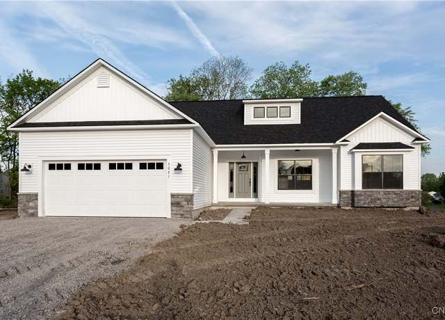 Property at 111 Belnapp Dr, Onondaga, NY 13215, 3 beds, 2 baths