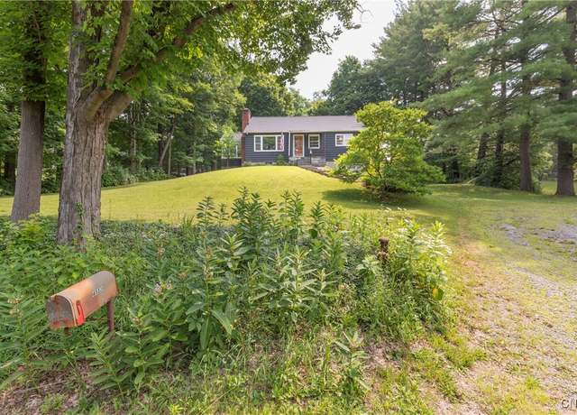 Property at 4532 Brickyard Falls Rd, Manlius, NY 13104, 3 beds, 1.5 baths