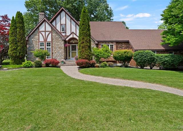 Property at 9 Deer Trl, Oswego, NY 13126, 4 beds, 2.5 baths