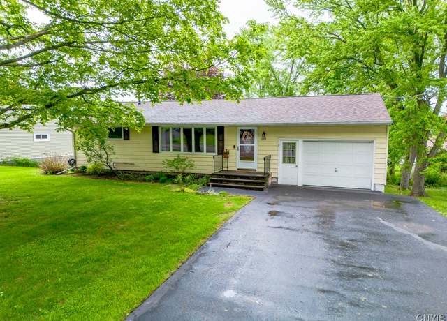 Property at 203 Parsons Rd, Camillus, NY 13031, 3 beds, 2 baths