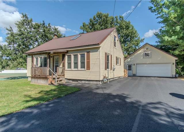 Property at 20726 Weaver Rd, Watertown Town, NY 13601, 3 beds, 1.5 baths