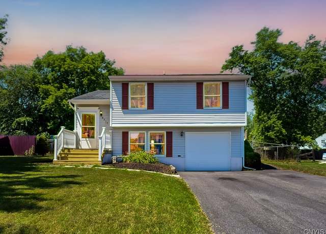 Property at 8213 Mantova Dr, Clay, NY 13041, 3 beds, 1.5 baths