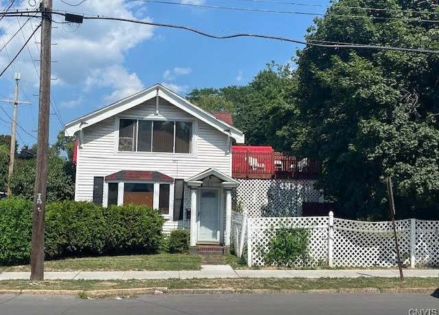Property at 1108 Lodi St, Syracuse, NY 13203, 3 beds, 1.5 baths