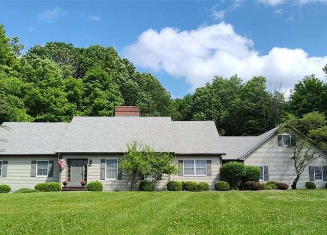 Property at 8074 Irish Mist Ln, Manlius, NY 13104, 5 beds, 3.5 baths