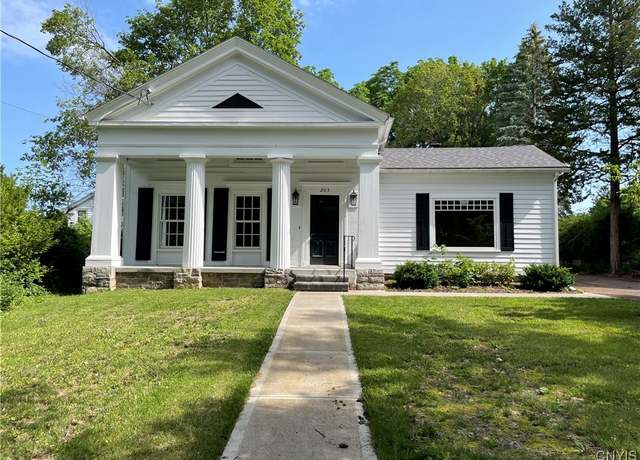 Property at 203 E Genesee St, Manlius, NY 13066, 4 beds, 3.5 baths