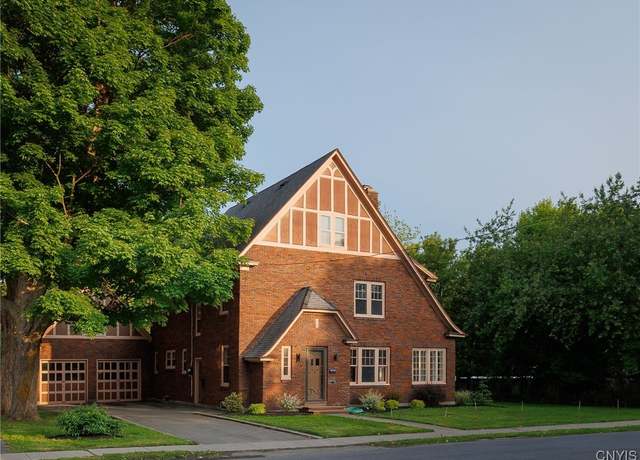 Property at 618 Holcomb St, Watertown-city, NY 13601, 4 beds, 3.5 baths