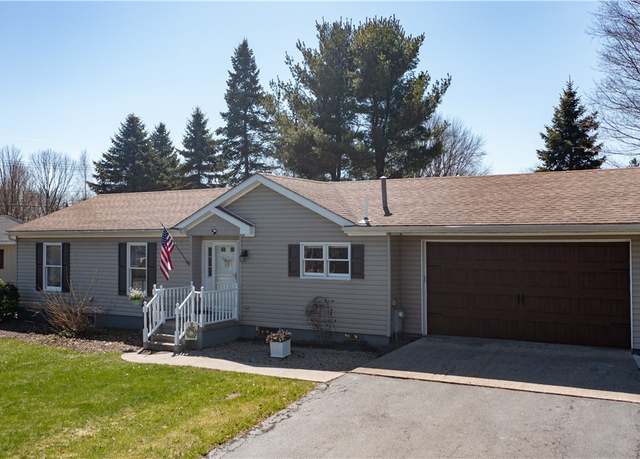 Property at 103 Hounsfield St, Hounsfield, NY 13685, 2 beds, 2 baths