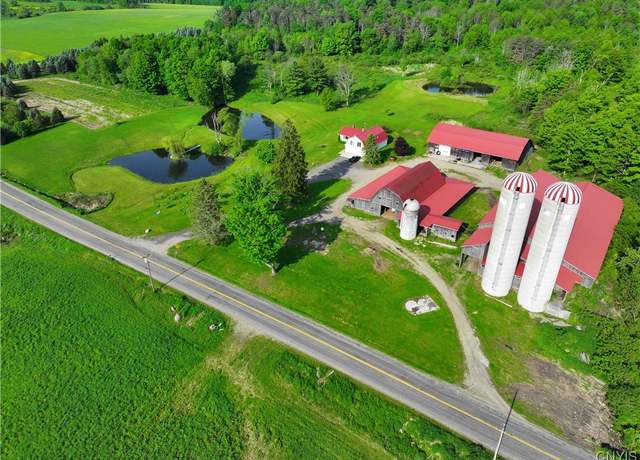 Property at 7057 Beech Hill Rd, Chautauqua, NY 14728, 4 beds, 3 baths