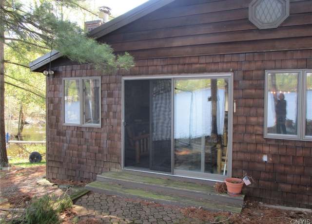 Property at 156 Chapman Point Rd, Hammond, NY 13646, 3 beds, 3 baths