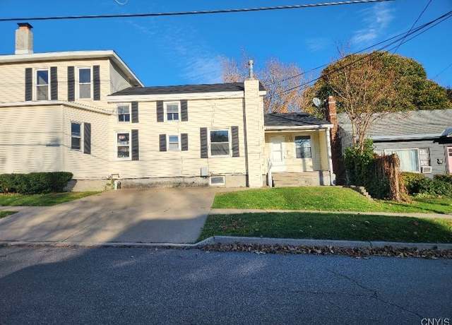 Property at 96 W Oneida St, Oswego-city, NY 13126, 12 beds, 4 baths