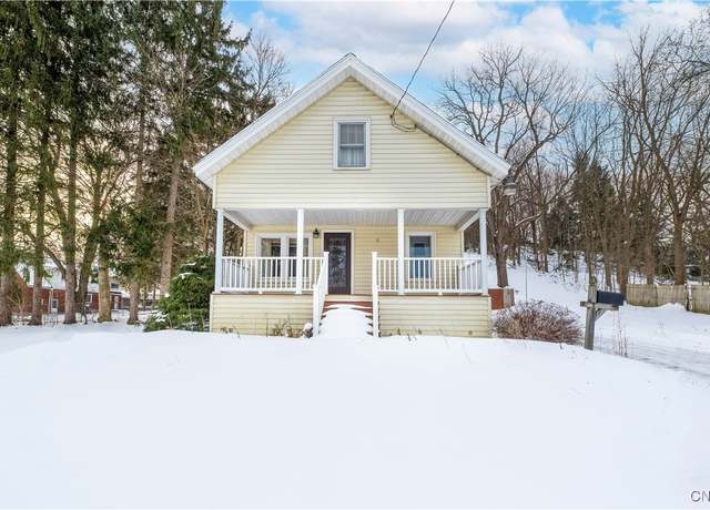 Property at 901 Hudson St, Camillus, NY 13219, 2 beds, 1 bath