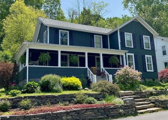 Property at 25 South St, Camillus, NY 13031, 4 beds, 2 baths