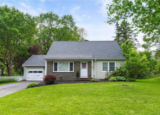 Property at 213 Washington Dr, New Hartford, NY 13413, 4 beds, 2 baths
