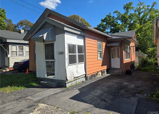 Property at 108 Hartley St, Syracuse, NY 13203, 3 beds, 1 bath