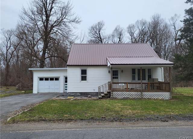 Property at 235 Hunt St, Watertown-city, NY 13601, 3 beds, 1 bath