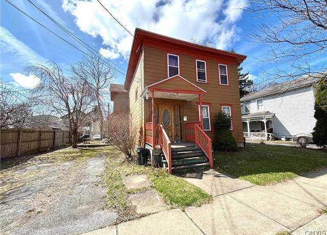 Property at 17 Hoffman St #3, Auburn, NY 13021, 4 beds, 2 baths
