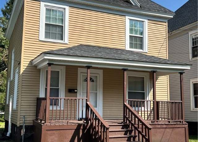Property at 418 W Ostrander Ave, Syracuse, NY 13205, 3 beds, 1 bath