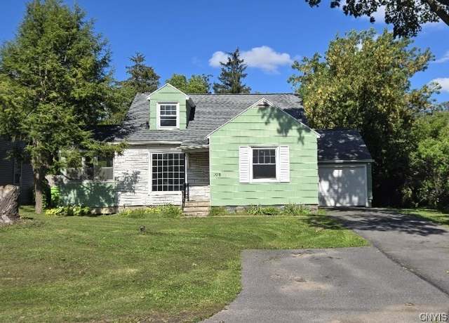 Property at 108 Russell Ave, Salina, NY 13088, 3 beds, 1 bath