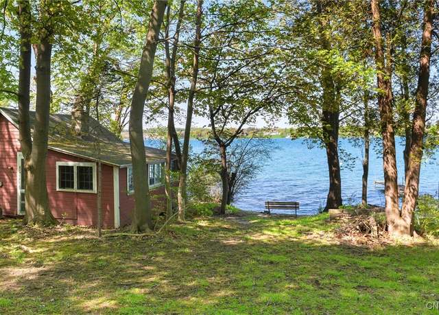 Property at 3435 E Lake Rd, Skaneateles, NY 13152, 4 beds, 1.5 baths