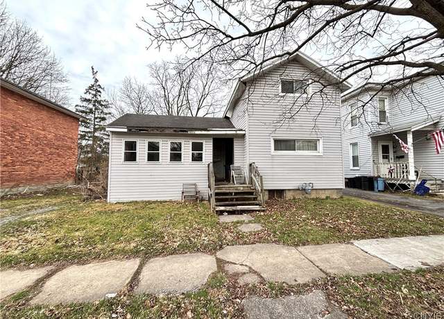 Property at 49 Holley St, Auburn, NY 13021, 3 beds, 1 bath