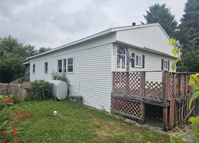 Property at 8137 Grant Avenue Rd, Sennett, NY 13166, 3 beds, 2 baths