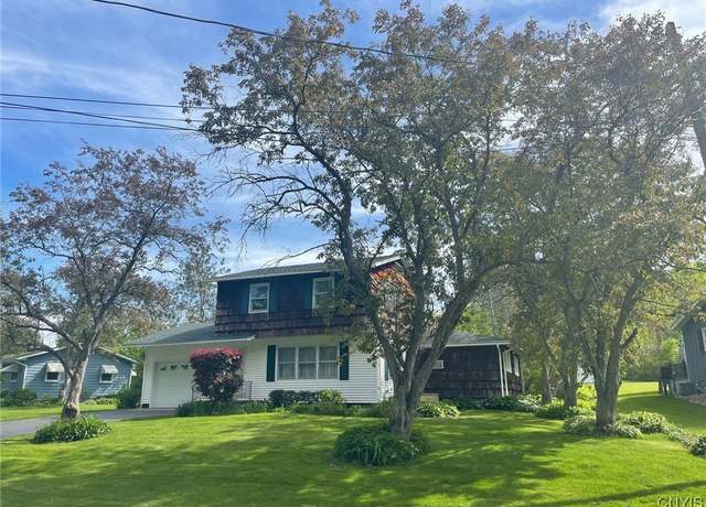 Property at 605 Birchwood Dr, Oneida-inside, NY 13421, 4 beds, 2 baths