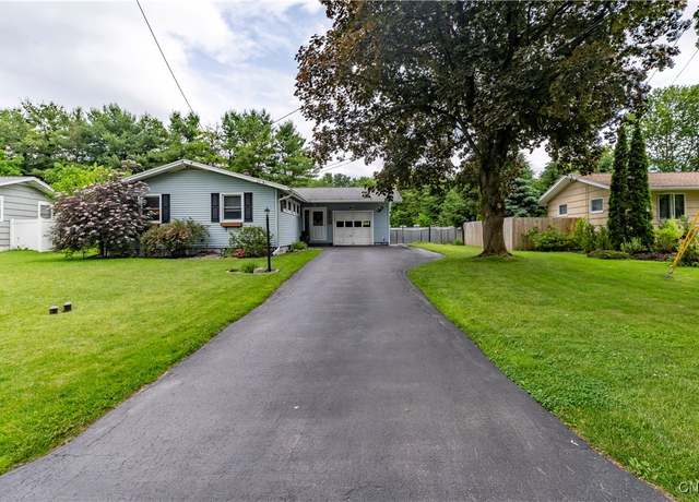 Property at 368 Northfield Way, Camillus, NY 13031, 3 beds, 1 bath