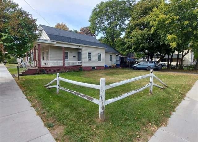 Property at 402 Otisco St, Syracuse, NY 13204, 3 beds, 1 bath