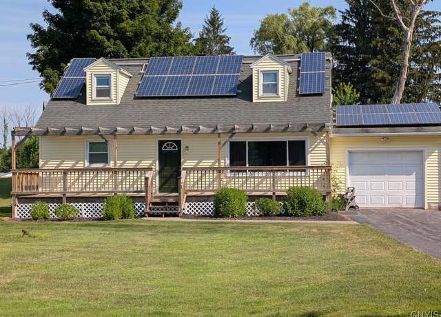 Property at 1 Harris Dr, Schroeppel, NY 13135, 4 beds, 2 baths
