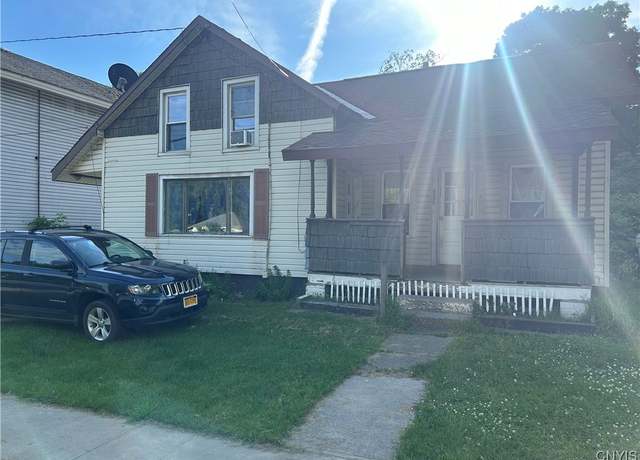 Property at 6095 N Main St E, Sandy Creek, NY 13145, 4 beds, 2.5 baths