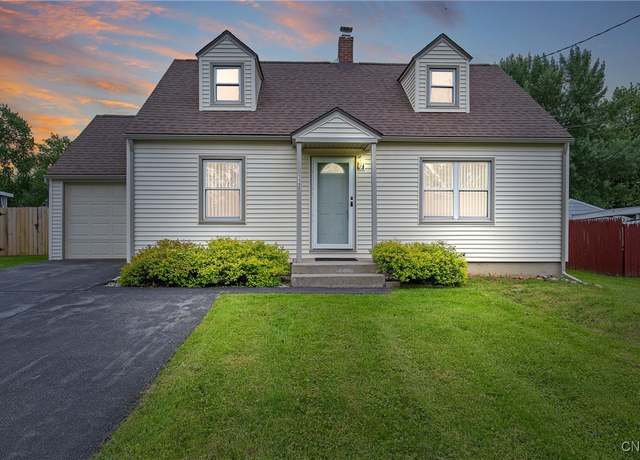 Property at 112 Traister Dr, Salina, NY 13088, 3 beds, 1 bath