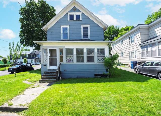 Property at 901 Ballantyne Rd, Syracuse, NY 13207, 3 beds, 1.5 baths