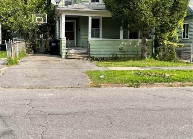 Property at 306 Putnam St, Syracuse, NY 13204, 3 beds, 1.5 baths