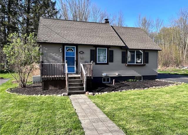 Property at 81 E Oneida St, Lysander, NY 13027, 3 beds, 2 baths